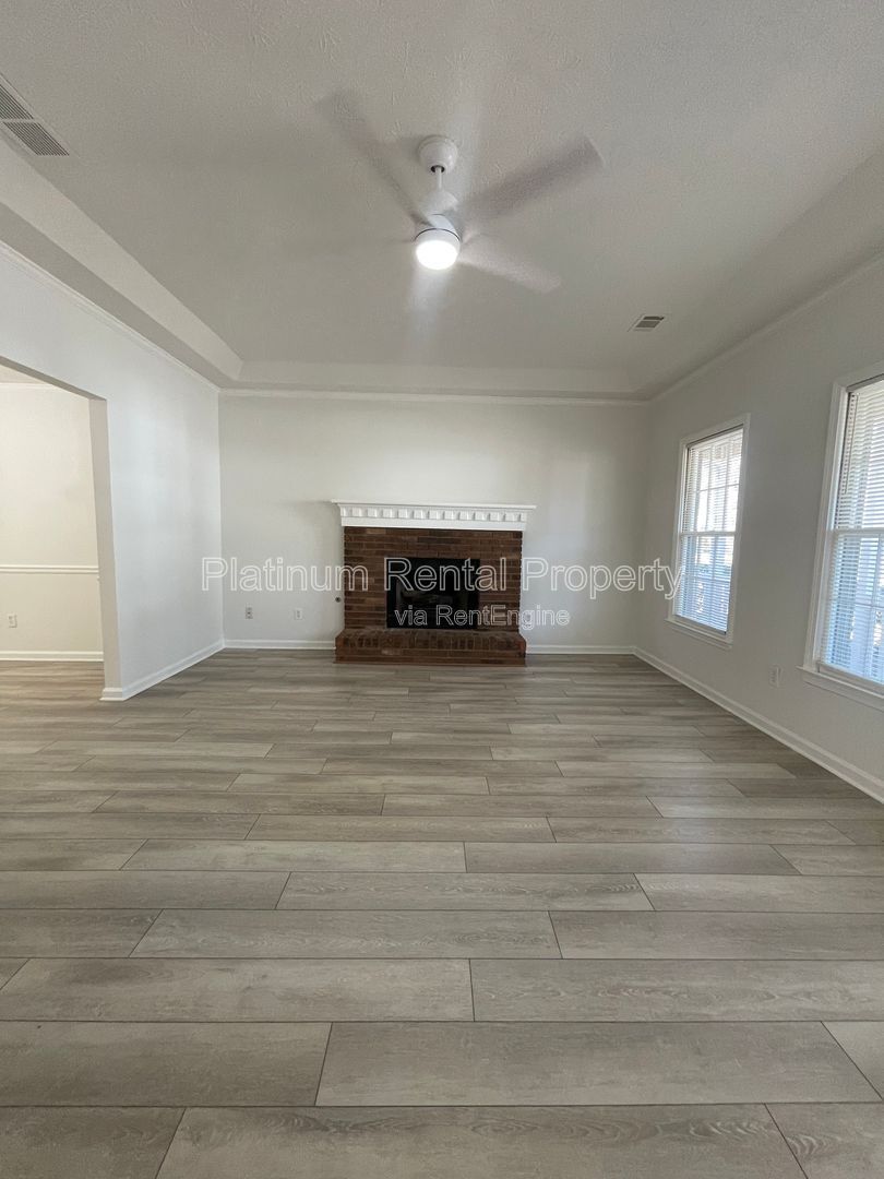 Charming, ranch floorplan with an upstairs bonus room in desirable Loganville neighborhood, by Platinum Property Management Services, Inc. property image