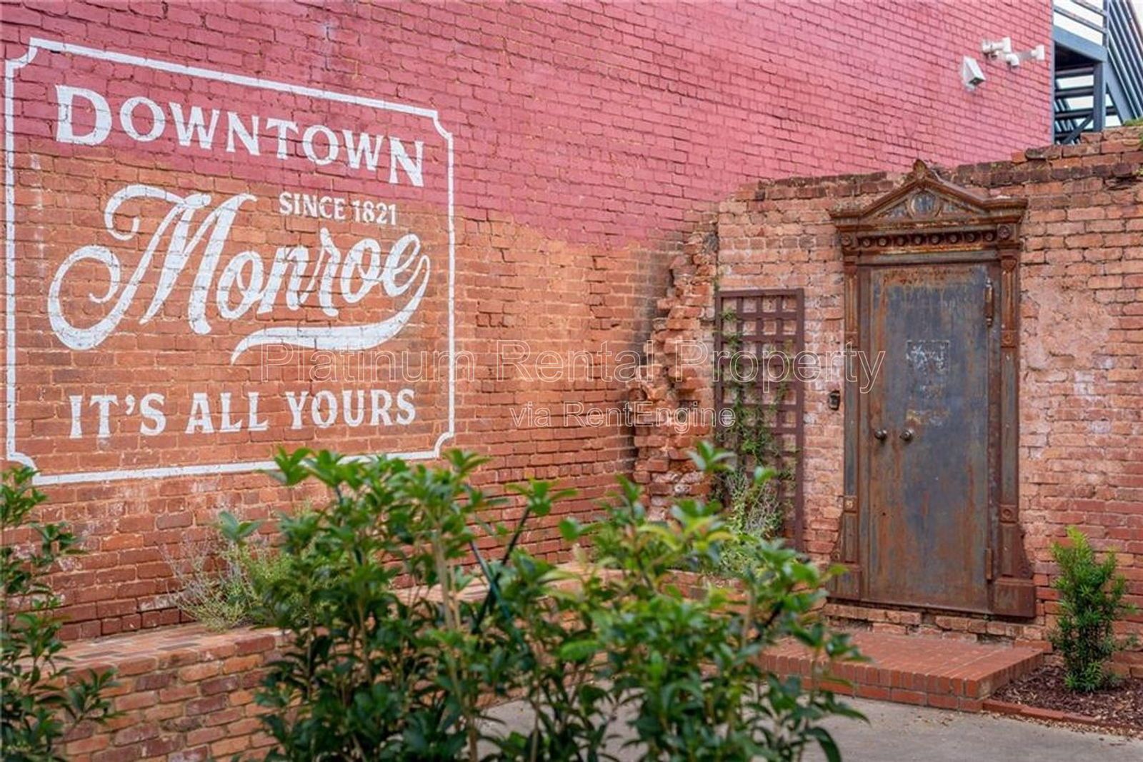 Gorgeous, 4 bedroom home in highly sought after Monroe neighborhood, by Platinum Property Management Services, Inc. property image