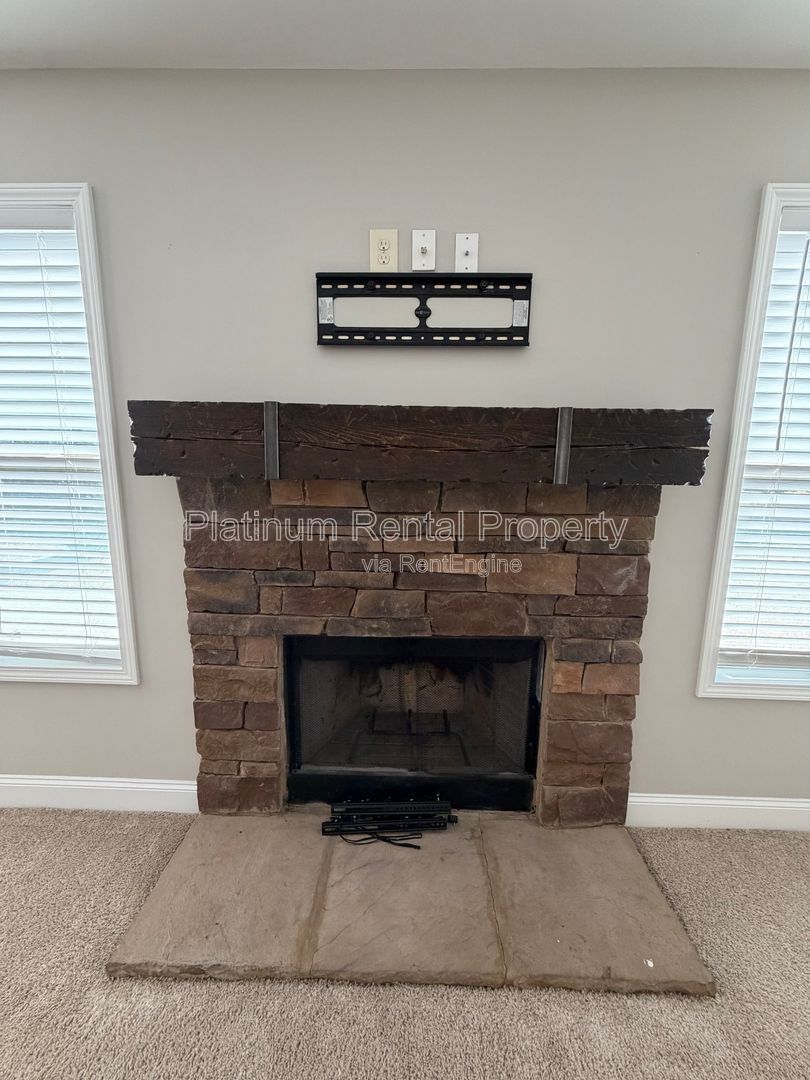 Spotless 3 bedroom ranch home in Dawsonville for rent by Platinum Property Management Services, Inc. property image