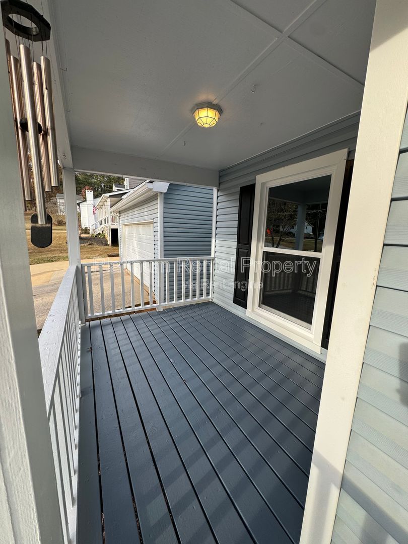 Fabulous, updated 3 bedroom home in desirable Buford by Platinum Property Management Services, Inc. property image